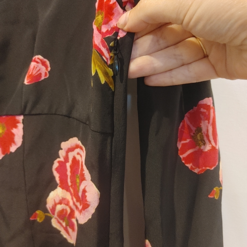 Intermix Silk Floral Mini Dress Size 0 - Picture 7 of 10